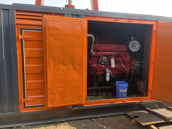 兴义柴油发电机组在高温环境下运行时需要注意哪些问题？